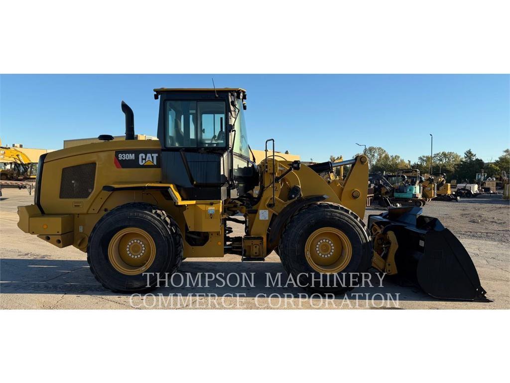 CAT 930M Incarcator pe pneuri