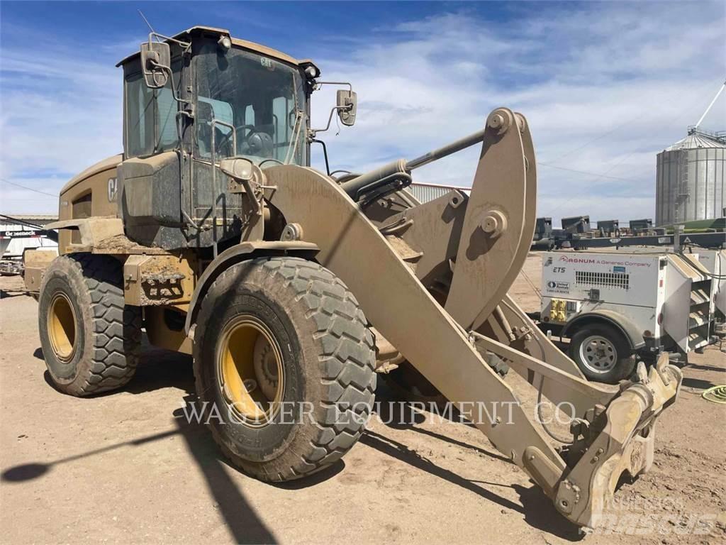 CAT 930M AG HL Incarcator pe pneuri