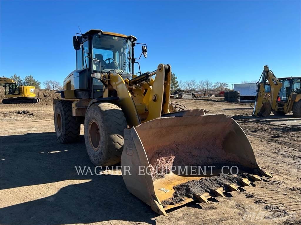 CAT 930M FC Incarcator pe pneuri