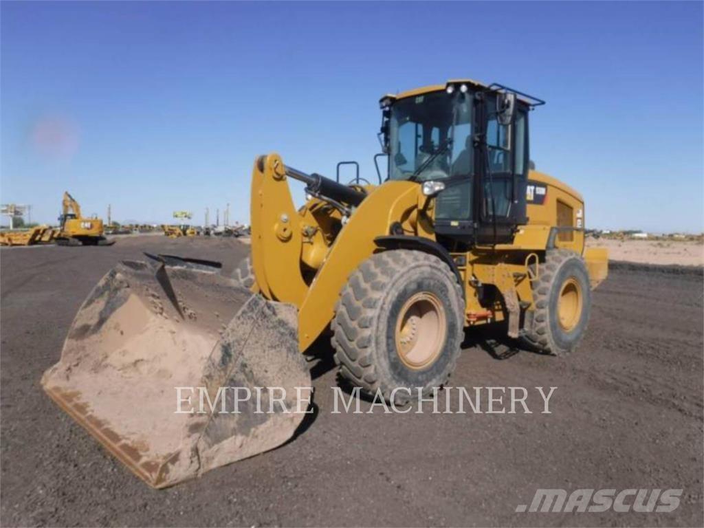 CAT 930M FC Incarcator pe pneuri