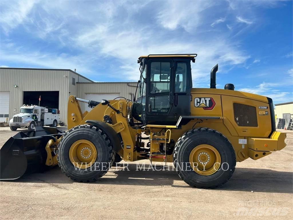 CAT 930M QC 3V Incarcator pe pneuri
