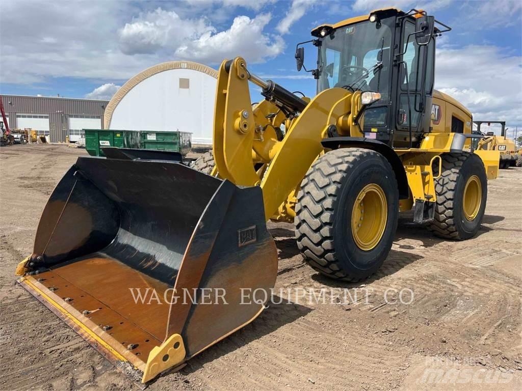 CAT 938 Incarcator pe pneuri