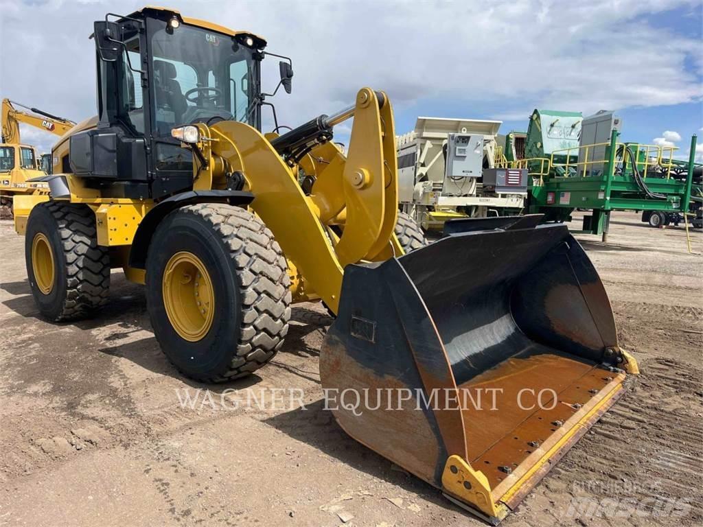 CAT 938 Incarcator pe pneuri