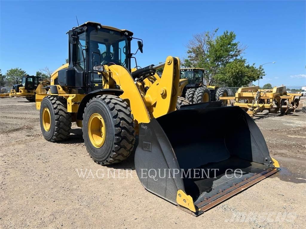 CAT 938 Incarcator pe pneuri