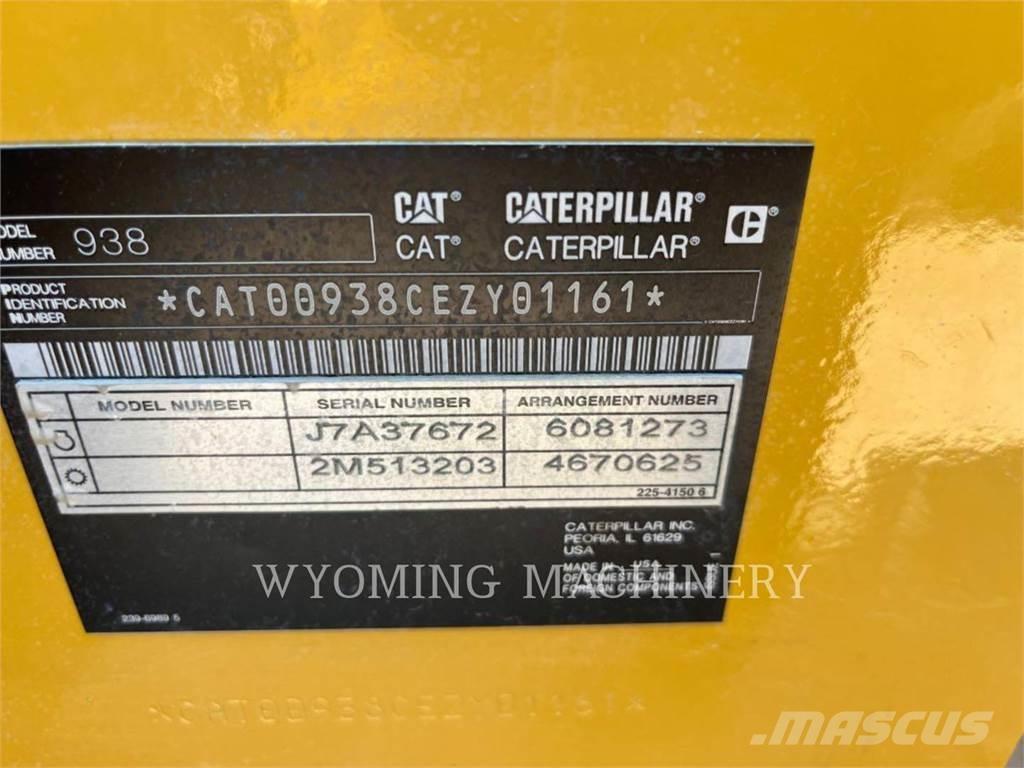 CAT 938 Incarcator pe pneuri