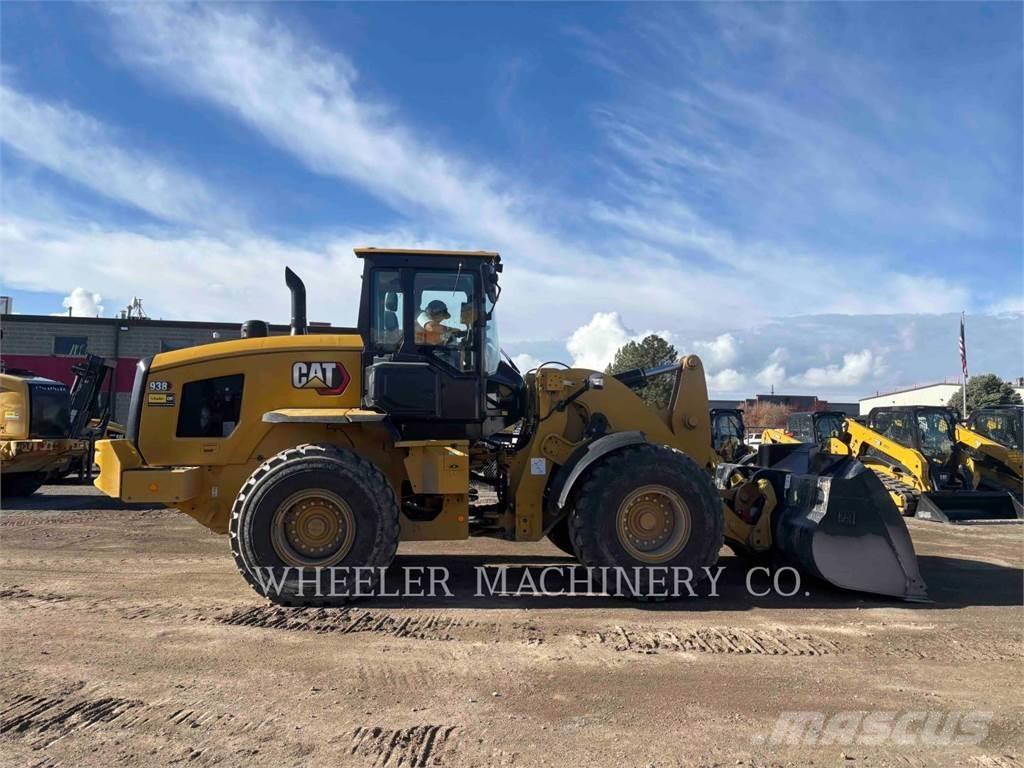 CAT 938 QC Incarcator pe pneuri