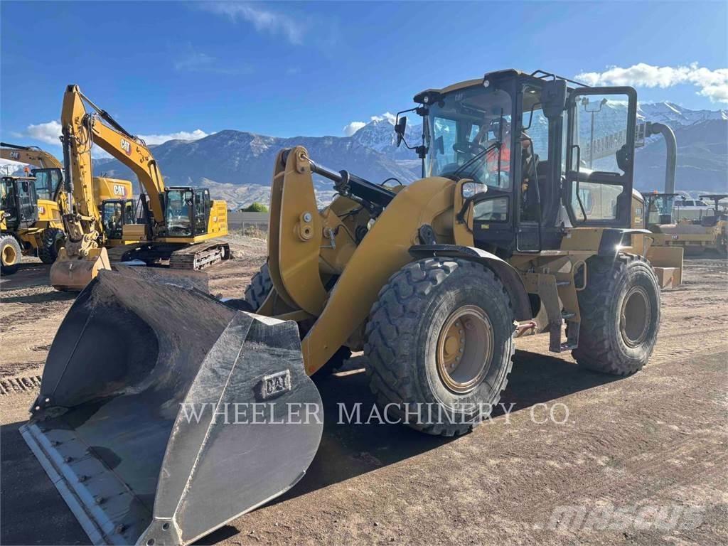 CAT 938 QC Incarcator pe pneuri