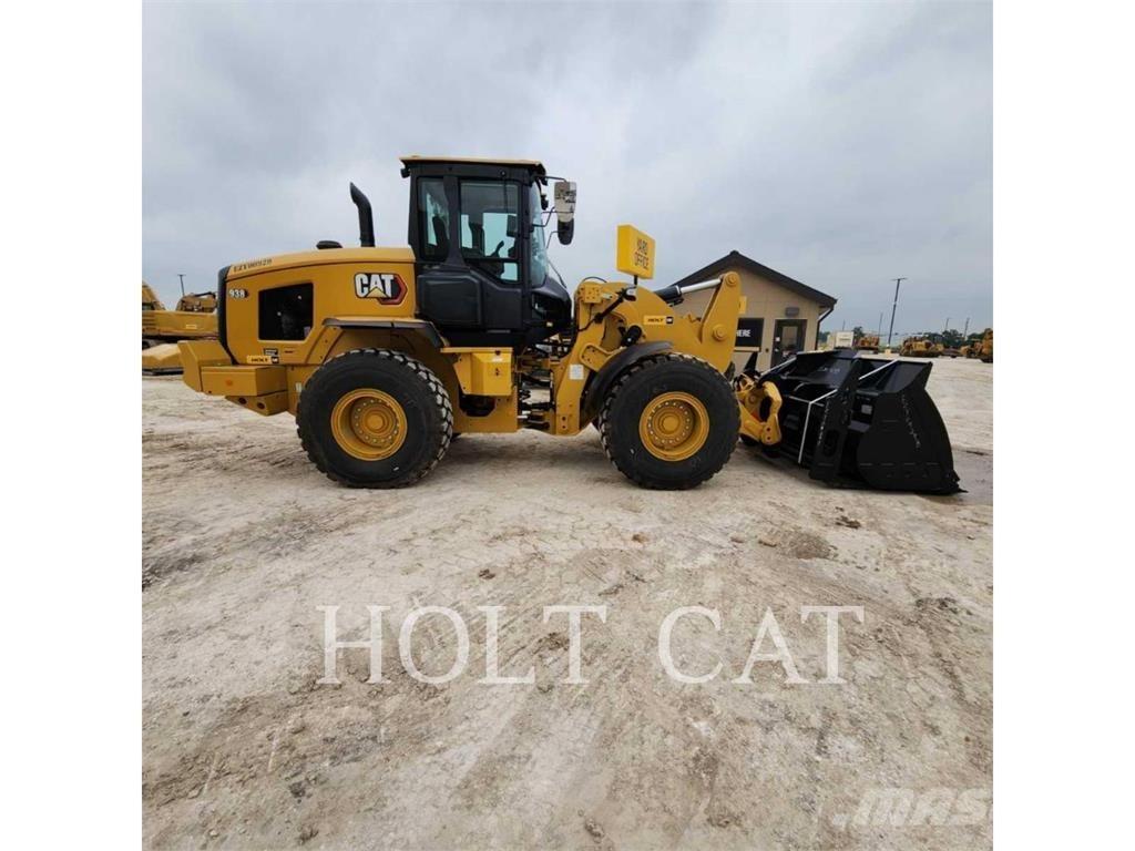 CAT 938 QC Incarcator pe pneuri