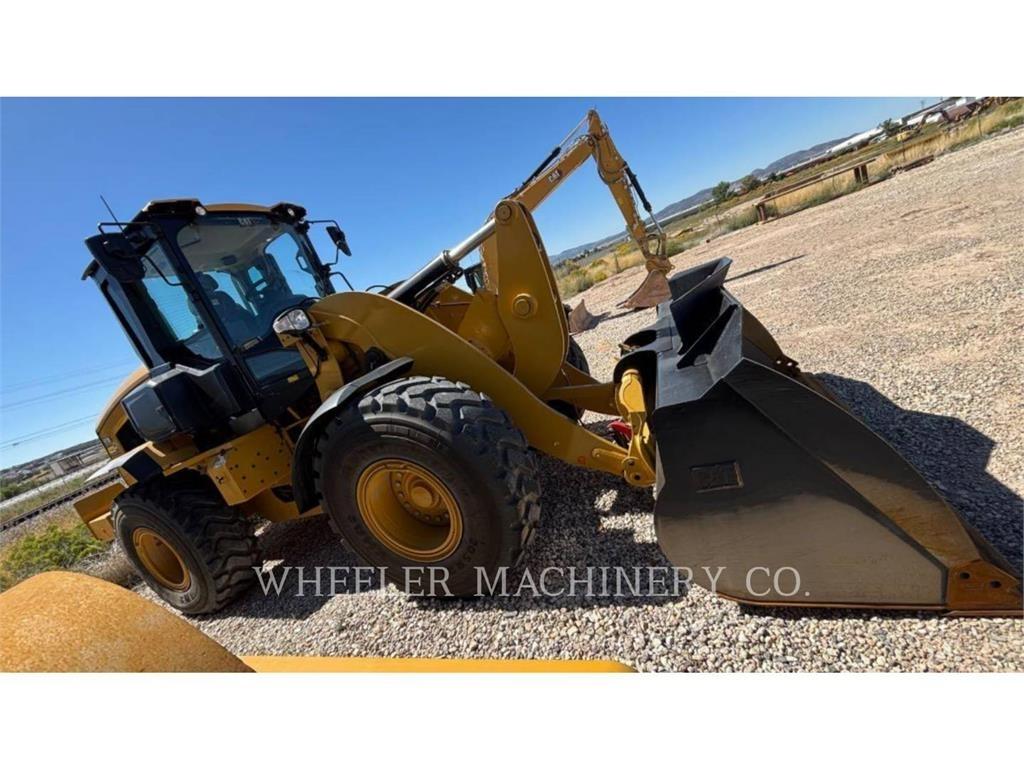 CAT 938 QC Incarcator pe pneuri