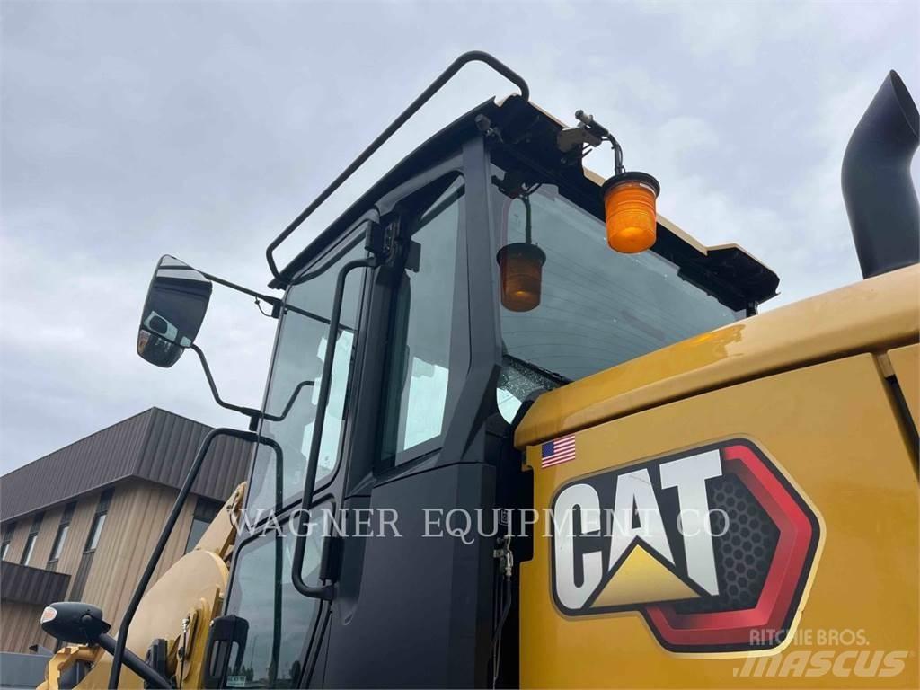 CAT 93814 Incarcator pe pneuri