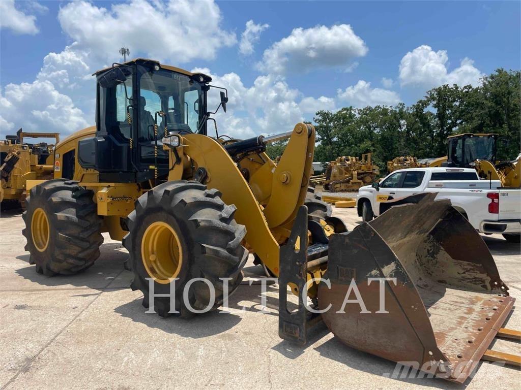 CAT 93814 Incarcator pe pneuri