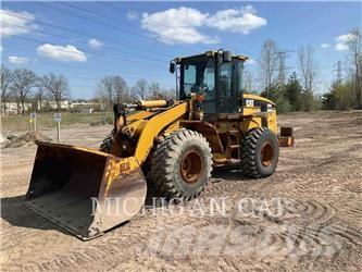 CAT 938G Incarcator pe pneuri