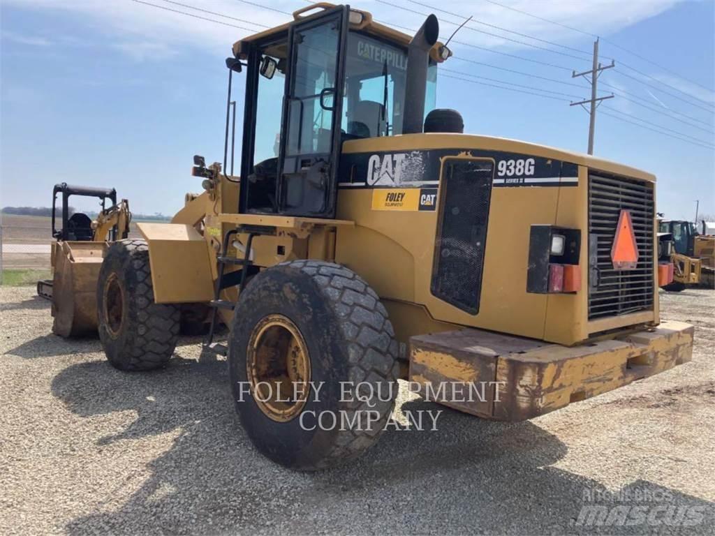 CAT 938G Incarcator pe pneuri