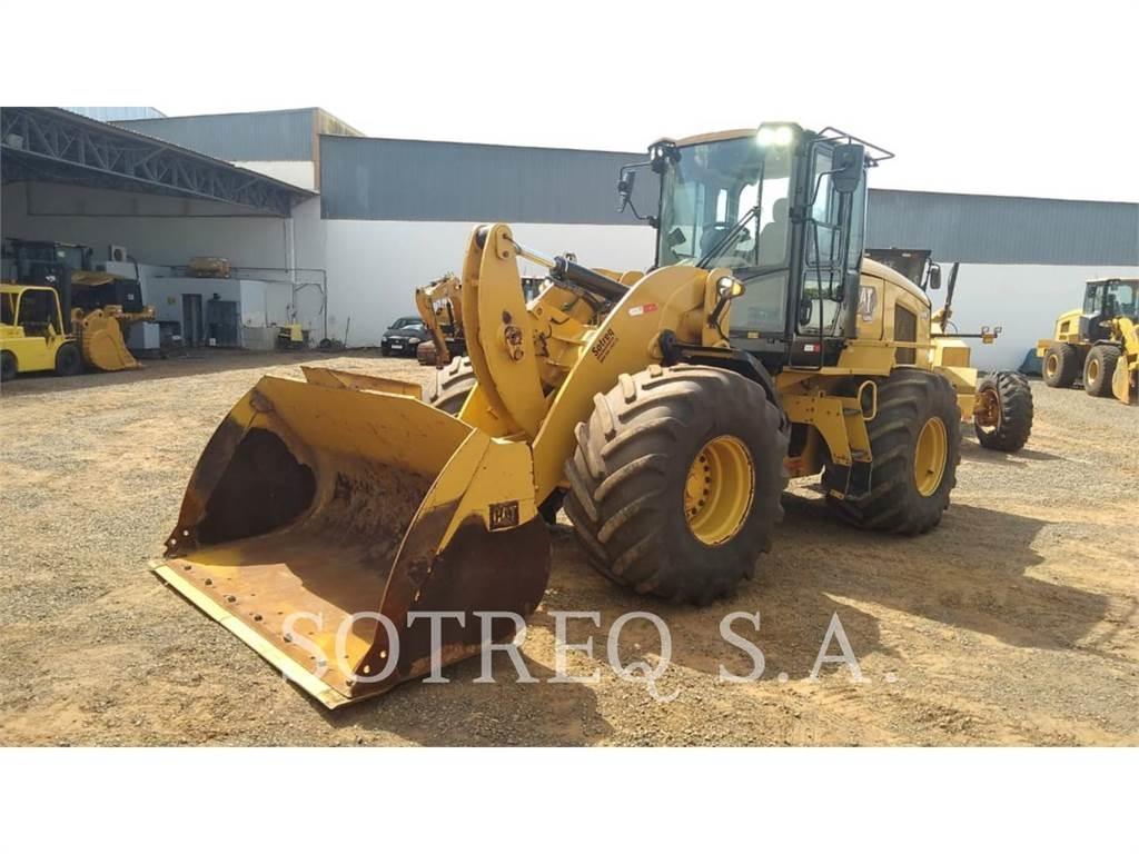 CAT 938K Incarcator pe pneuri