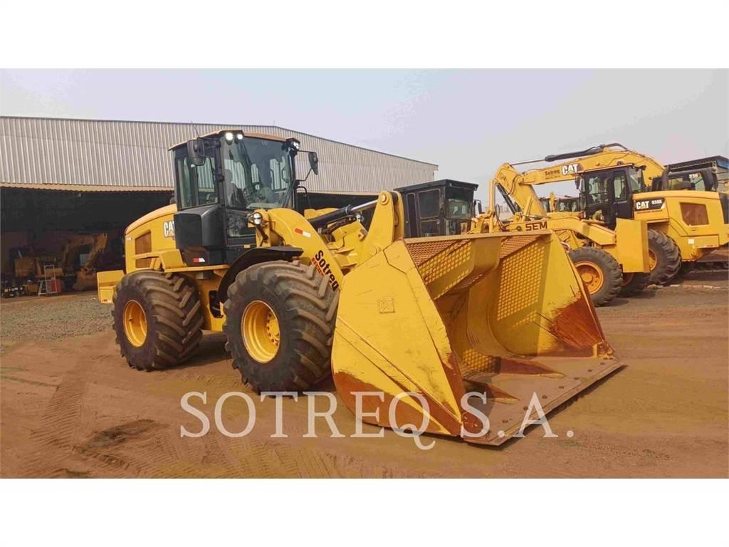 CAT 938K Incarcator pe pneuri