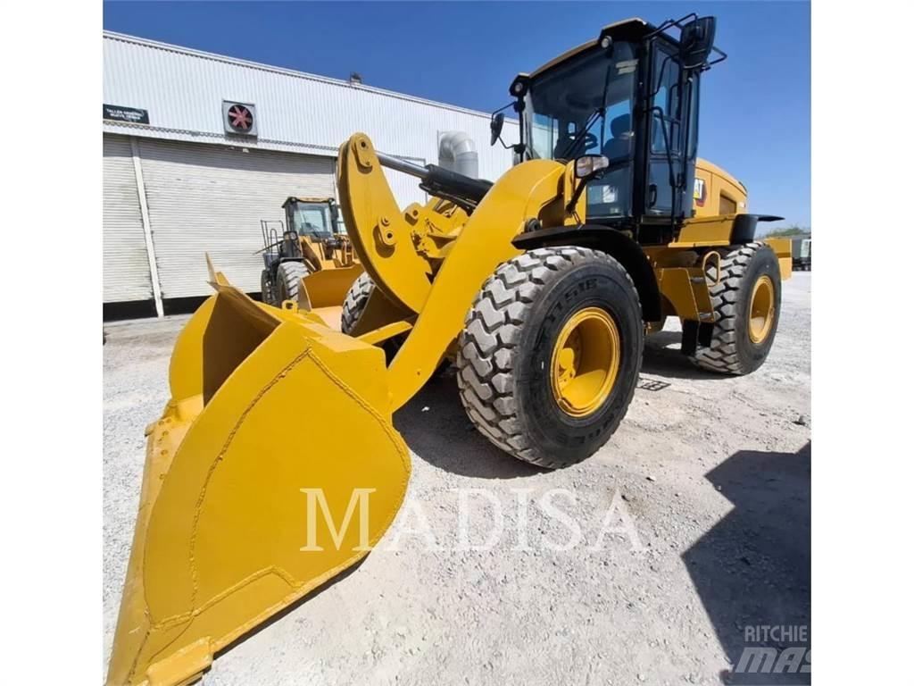 CAT 938K Incarcator pe pneuri