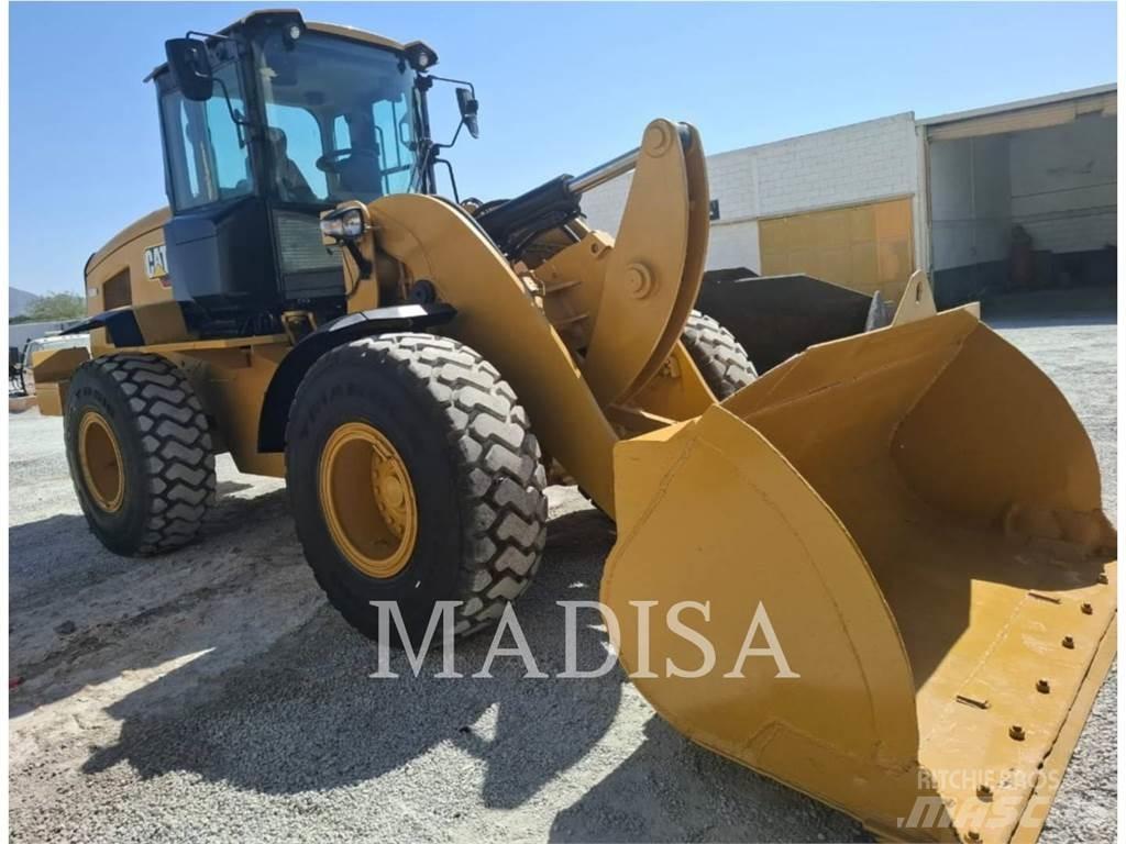 CAT 938K Incarcator pe pneuri