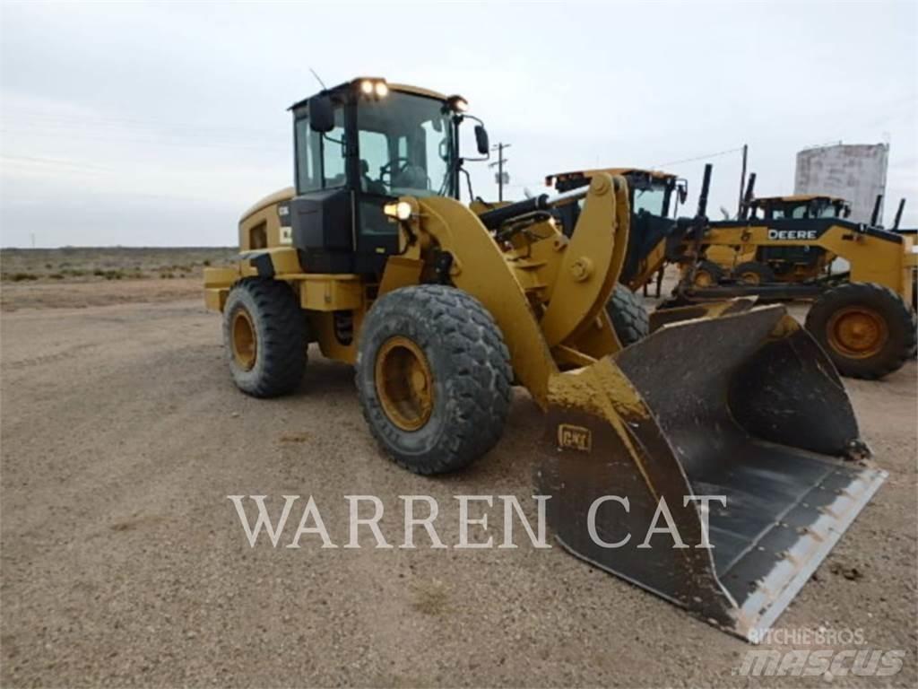 CAT 938K Incarcator pe pneuri