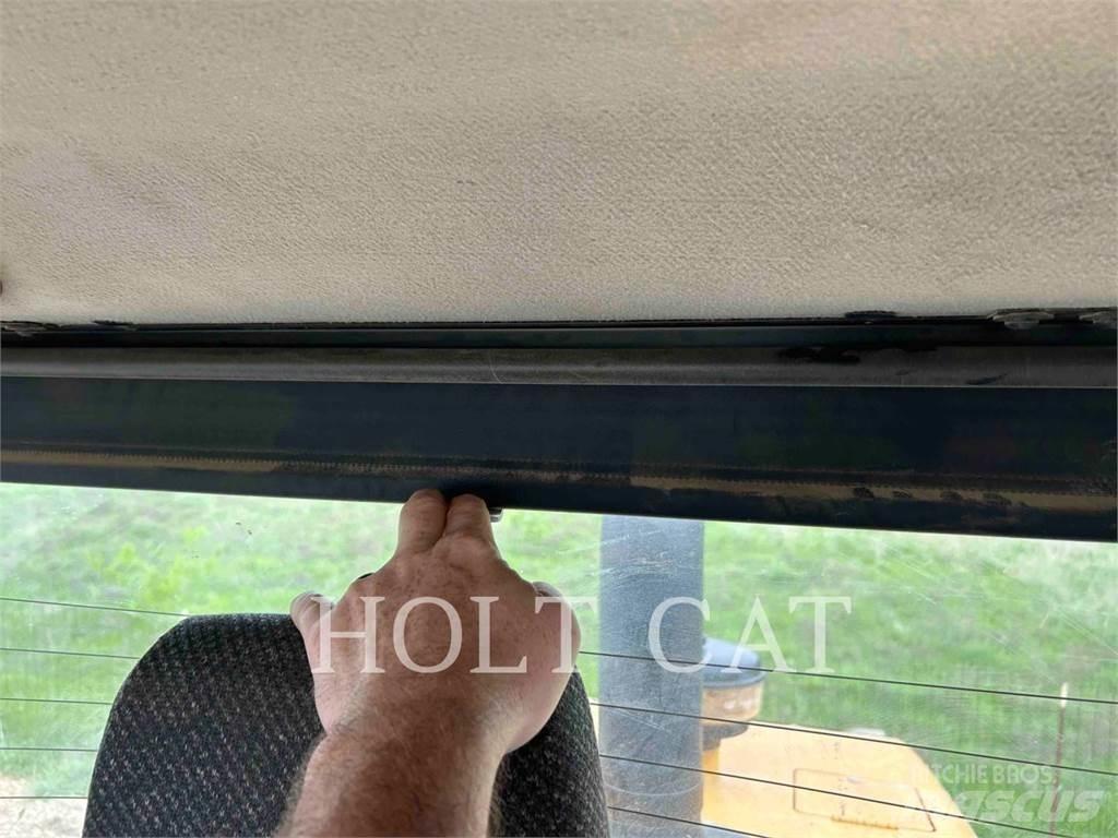 CAT 938K Incarcator pe pneuri