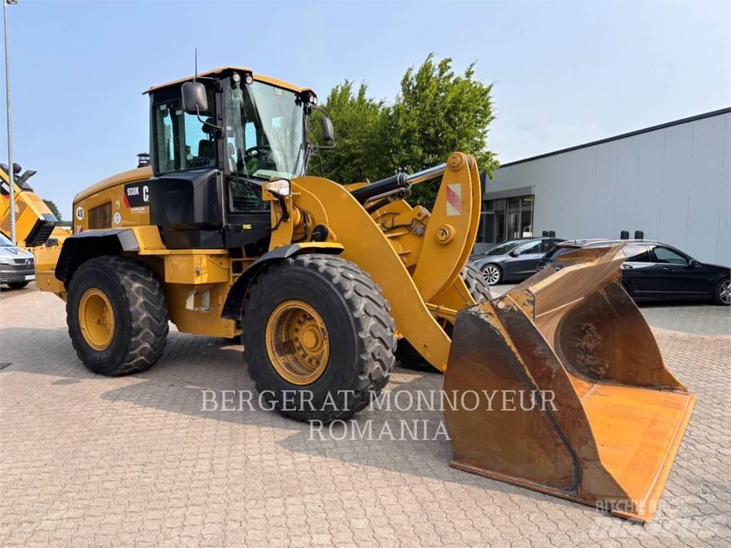 CAT 938K Incarcator pe pneuri