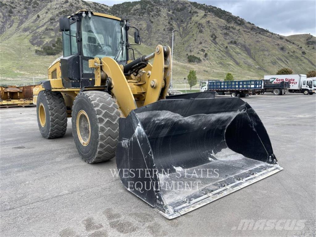CAT 938K Incarcator pe pneuri