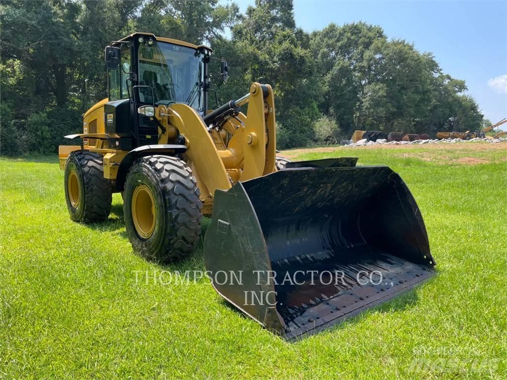 CAT 938M Incarcator pe pneuri