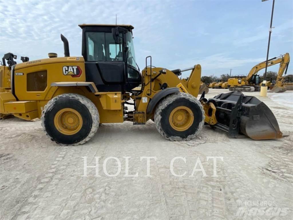 CAT 938M Incarcator pe pneuri