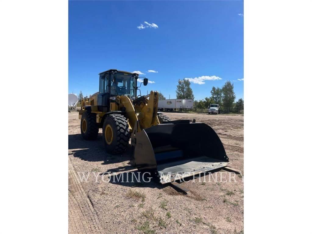 CAT 938M Incarcator pe pneuri