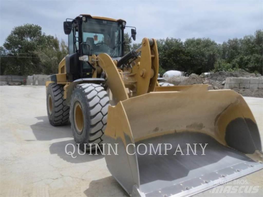 CAT 938M Incarcator pe pneuri