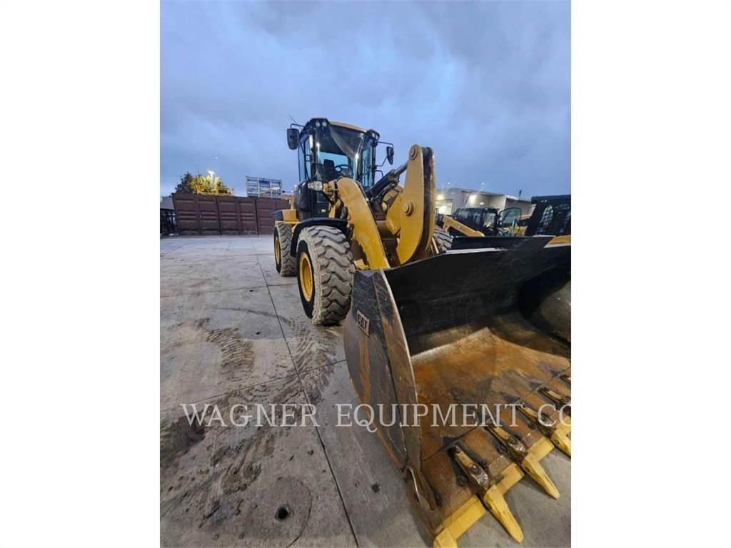 CAT 938M Incarcator pe pneuri