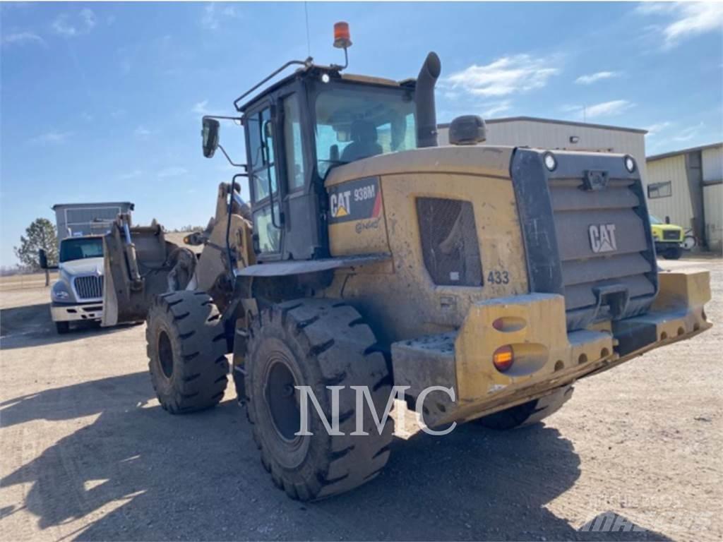 CAT 938M Incarcator pe pneuri