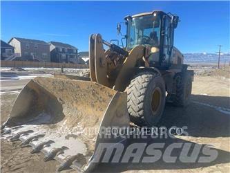 CAT 938M Incarcator pe pneuri