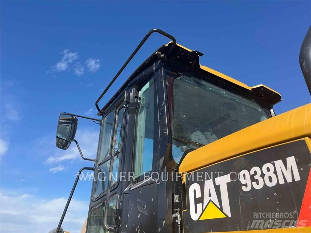CAT 938M Incarcator pe pneuri