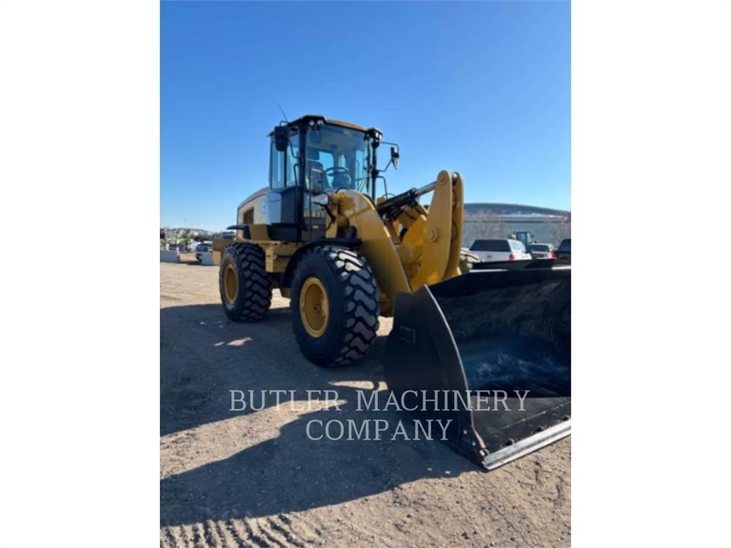 CAT 938M Incarcator pe pneuri