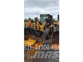 CAT 938M Incarcator pe pneuri