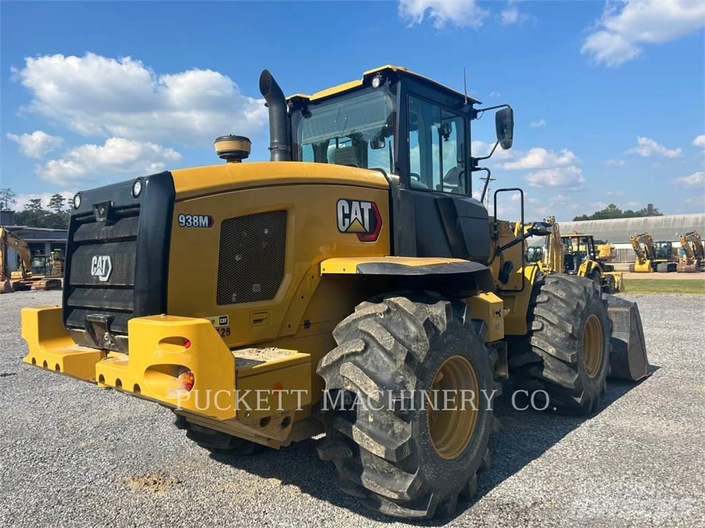CAT 938M Incarcator pe pneuri