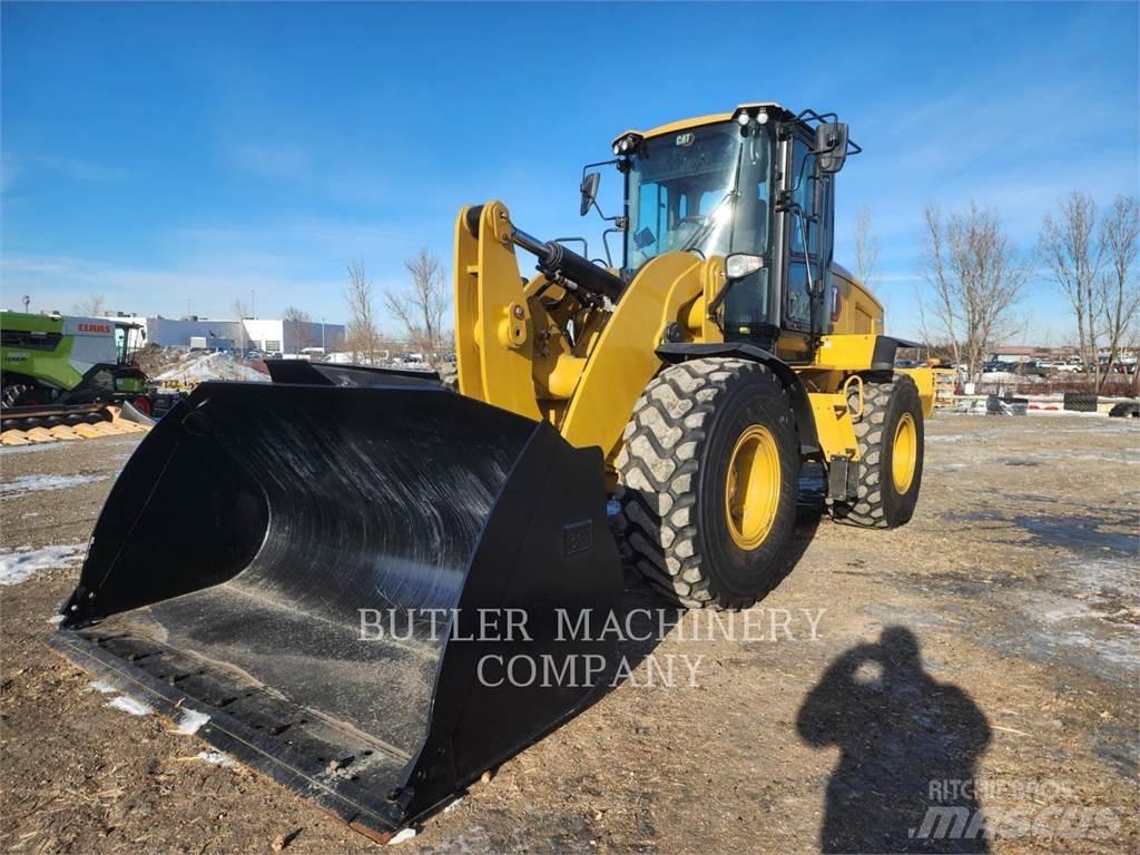 CAT 938M Incarcator pe pneuri
