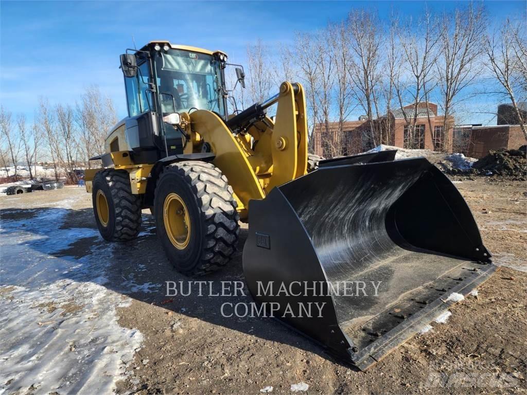 CAT 938M Incarcator pe pneuri