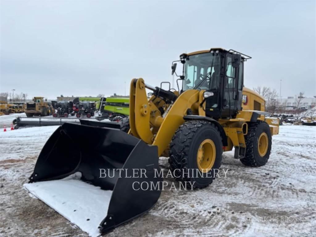 CAT 938M Incarcator pe pneuri