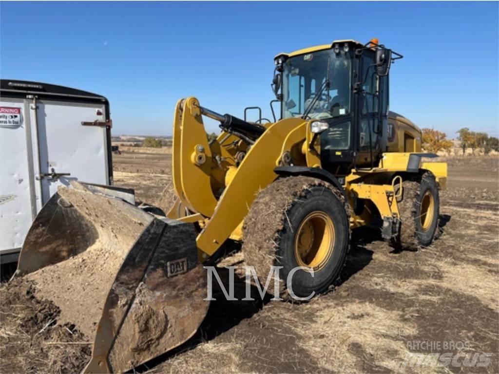 CAT 938M Incarcator pe pneuri