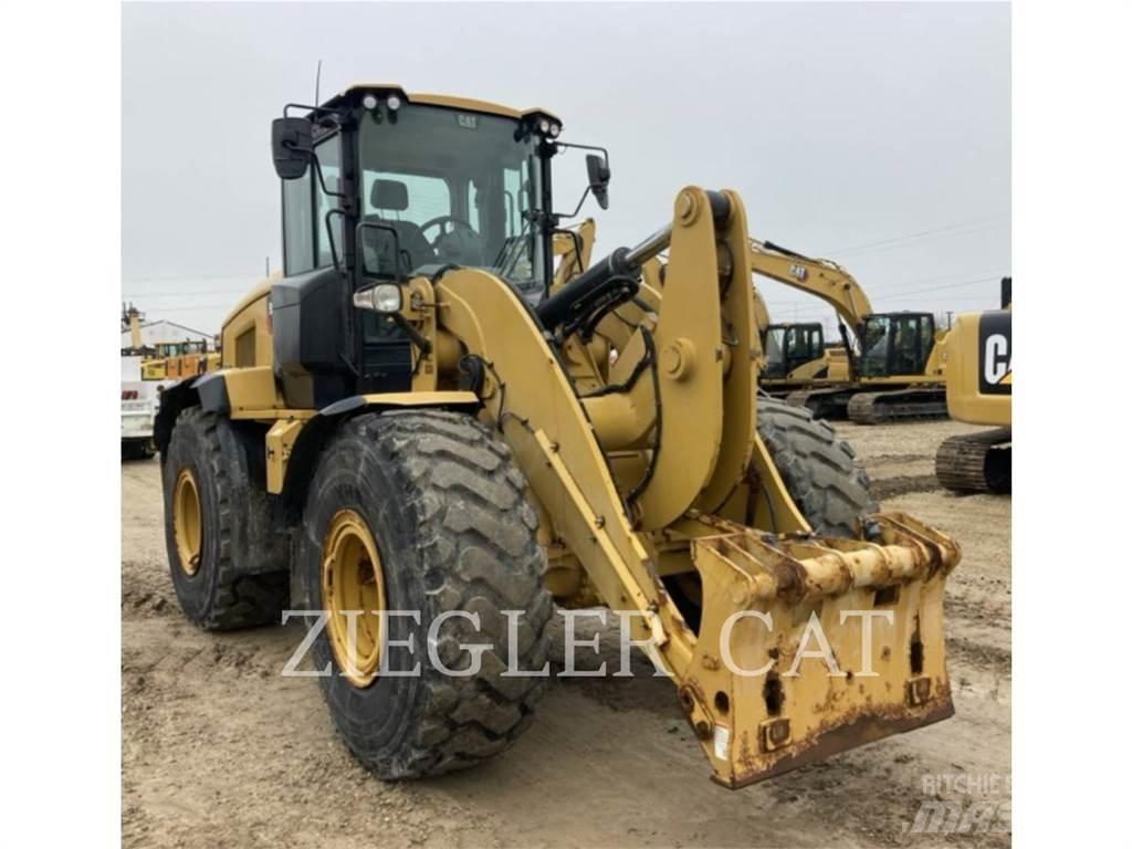 CAT 938M Incarcator pe pneuri
