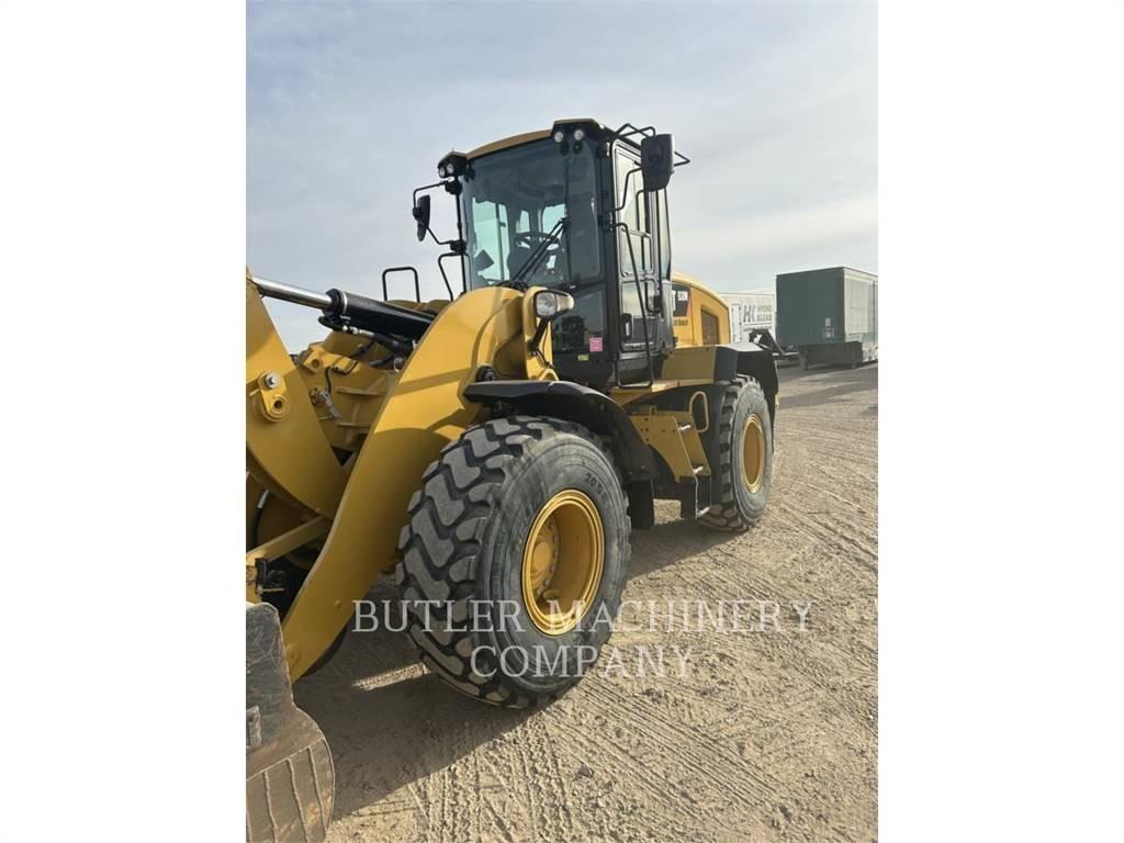 CAT 938M Incarcator pe pneuri