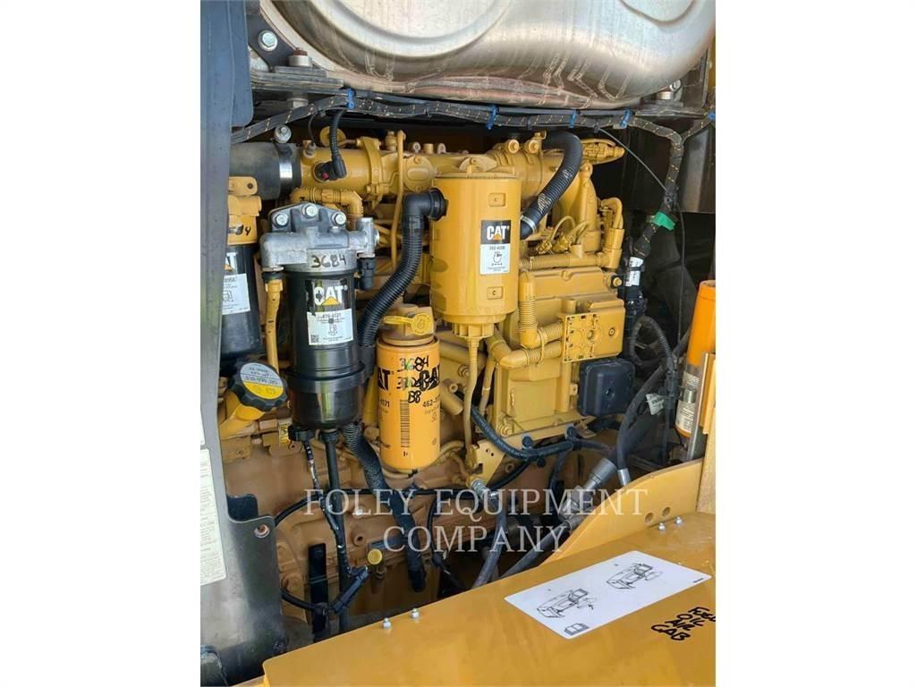 CAT 938M Incarcator pe pneuri