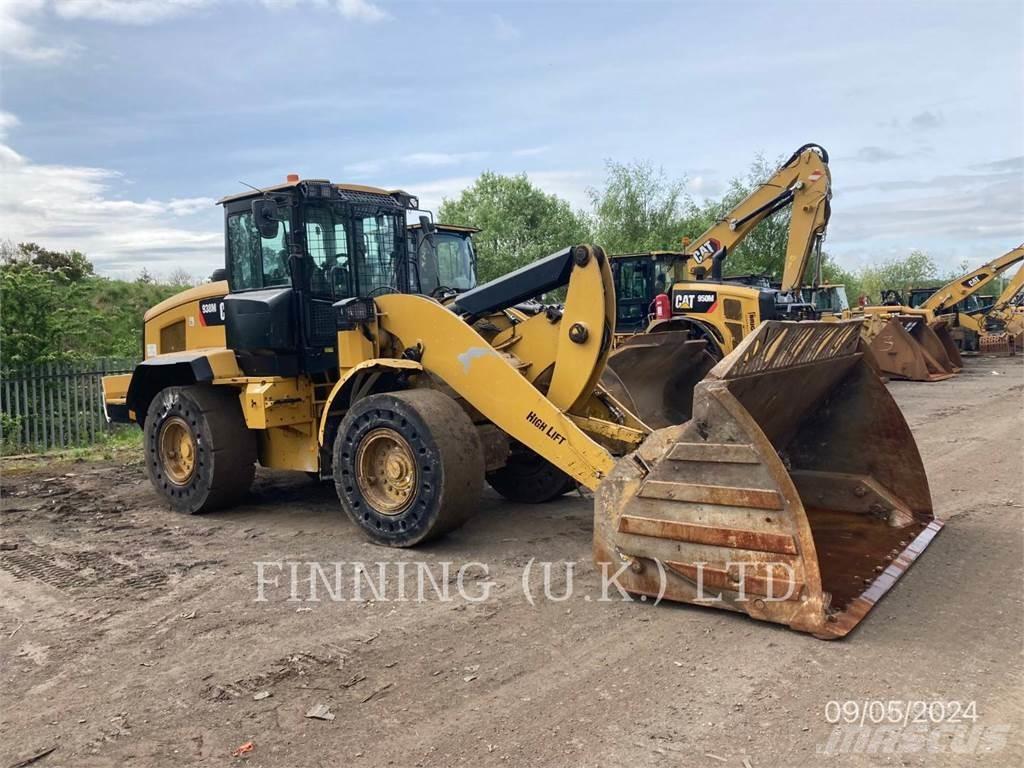 CAT 938M Incarcator pe pneuri