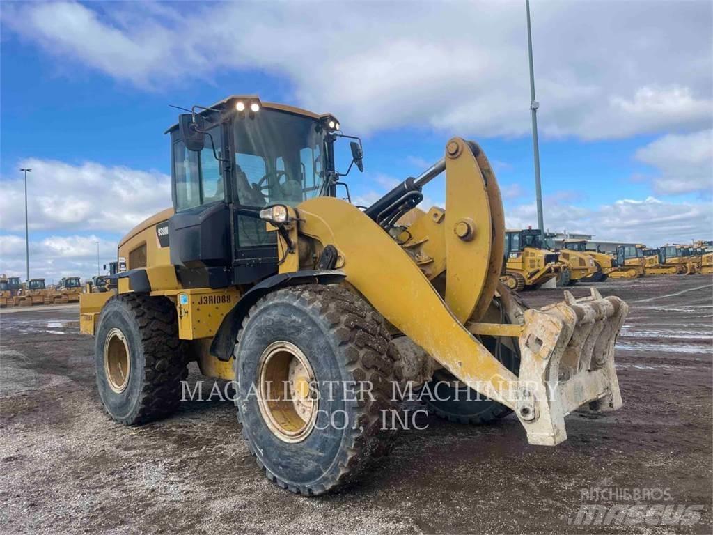 CAT 938M Incarcator pe pneuri