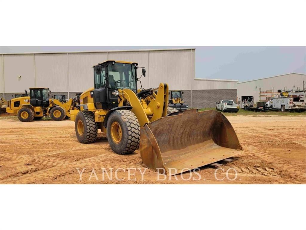 CAT 938M Incarcator pe pneuri