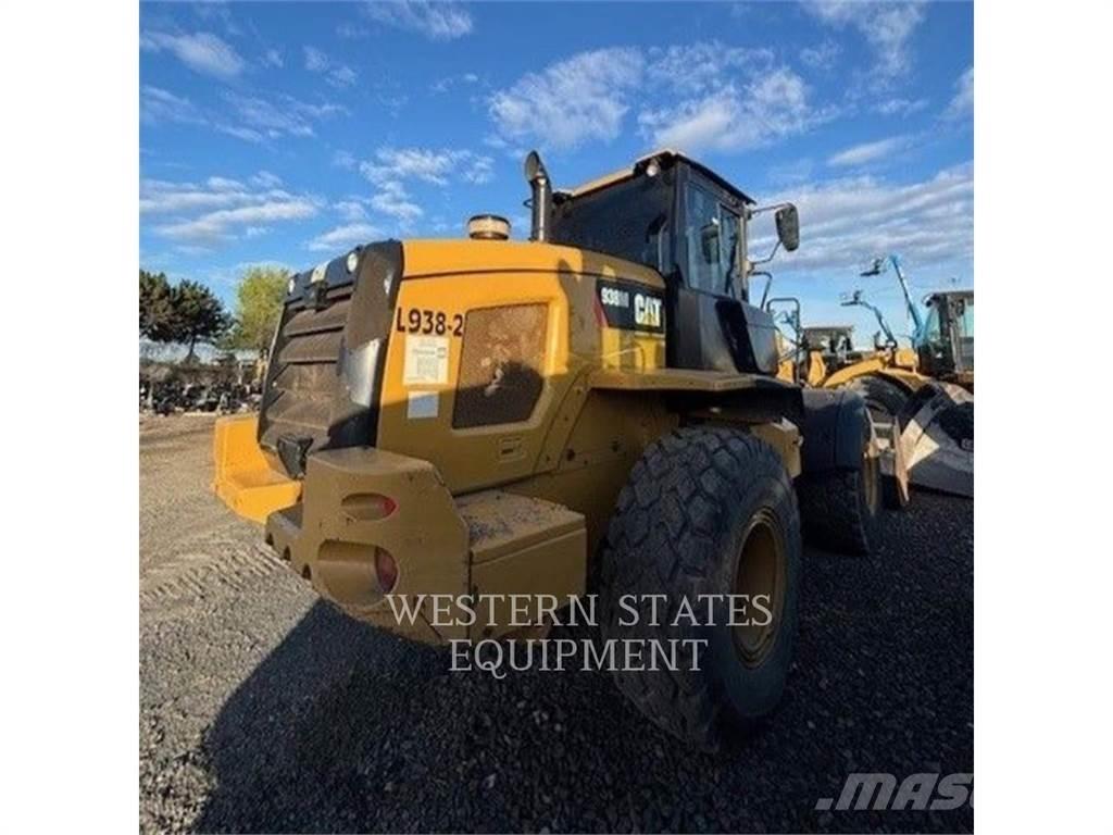 CAT 938M Incarcator pe pneuri