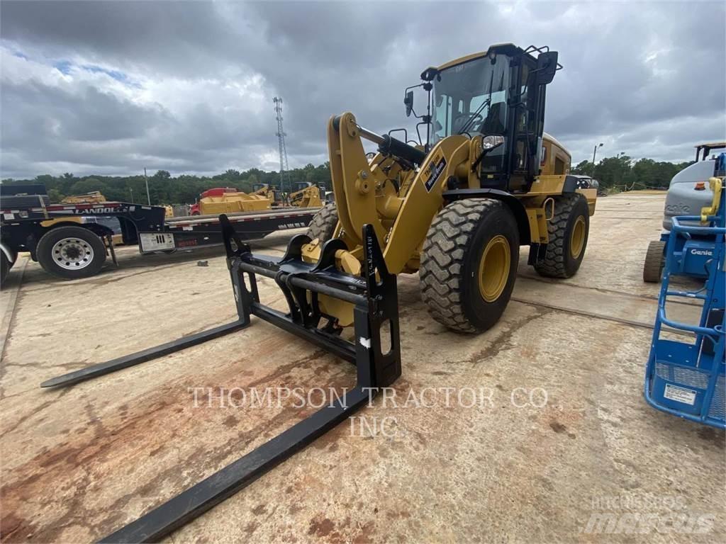 CAT 938M Incarcator pe pneuri