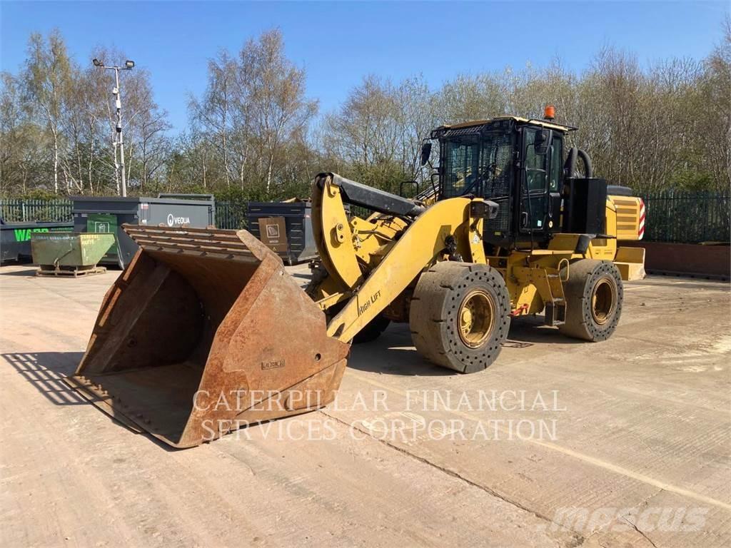 CAT 938M Incarcator pe pneuri