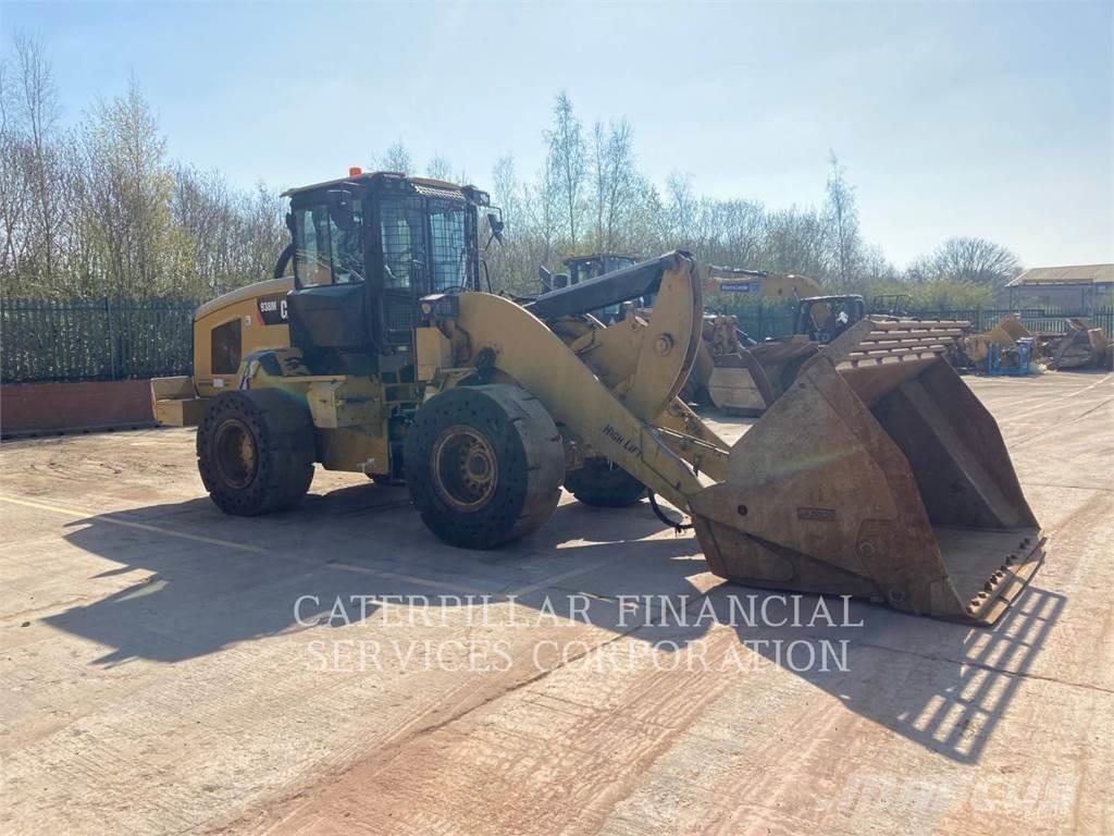 CAT 938M Incarcator pe pneuri